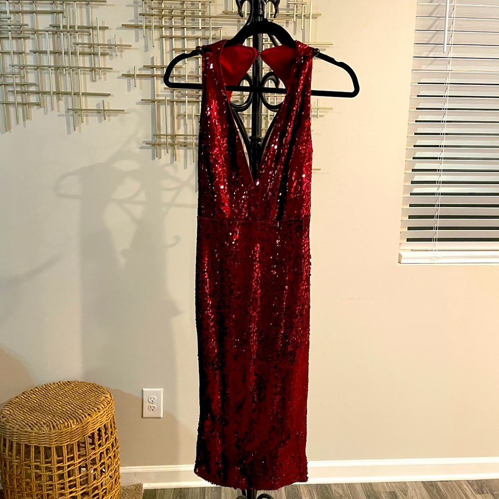 Beautiful wine color sequin dress